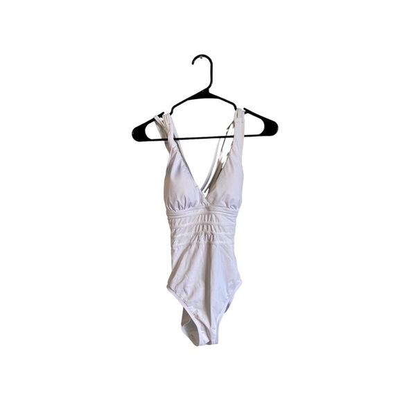 NWOT LA BLANCA Island Goddess Multistrap Cross Back One Piece Swimsuit - Picture 2 of 5